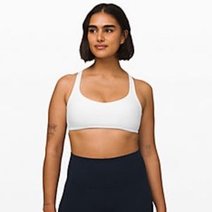 Lululemon free to be wild bra size 4 white